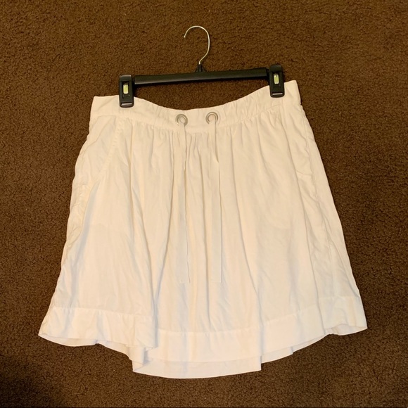 J. Crew Dresses & Skirts - J Crew white linen skirt w pockets